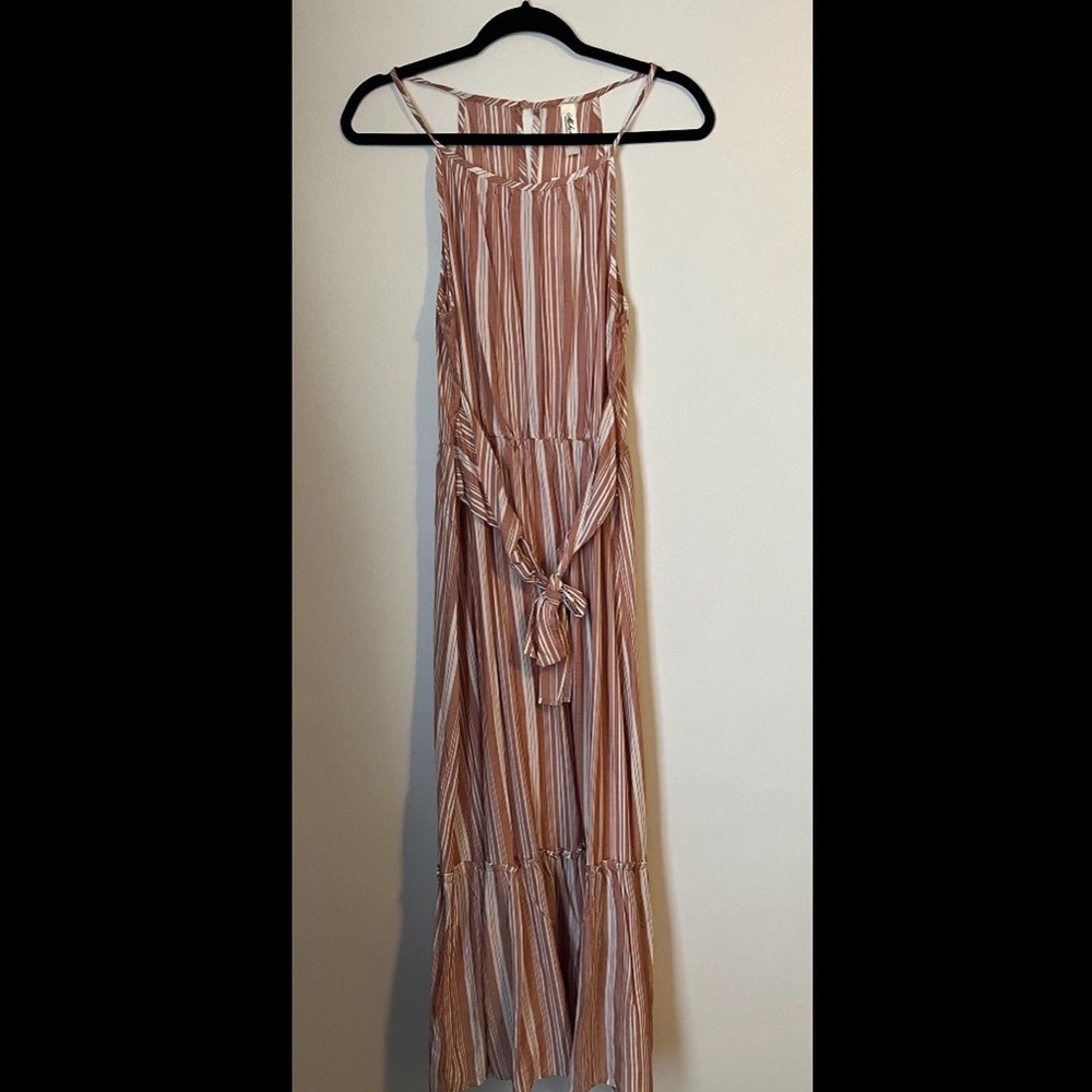 NWT mauve & white striped tie waist ruffle hem maxi dress
